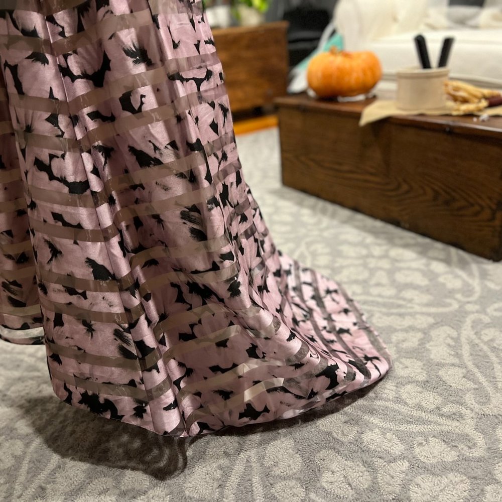 Js Collections Shadow Gown - image 5